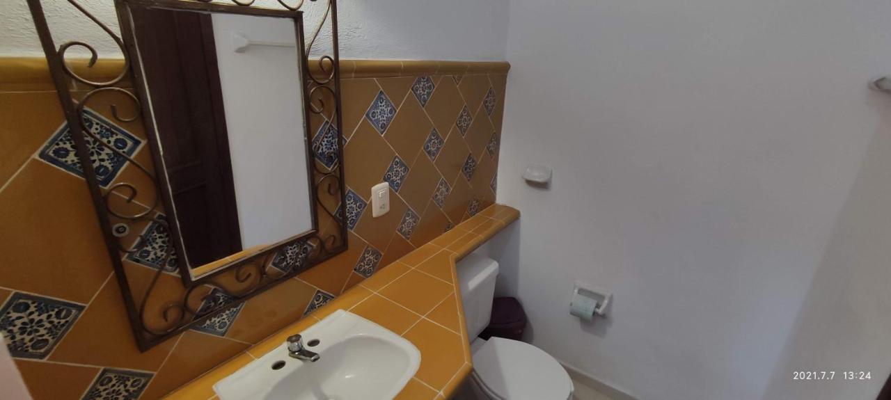 Alux Rooms Playa del Carmen Luaran gambar