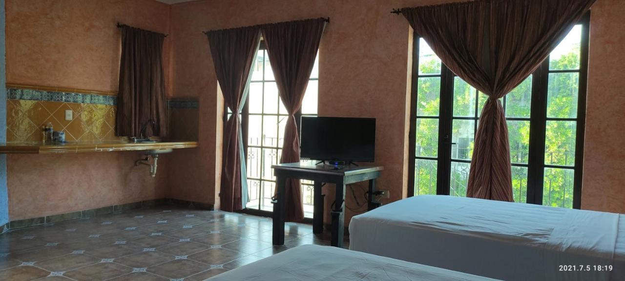 Alux Rooms Playa del Carmen Luaran gambar